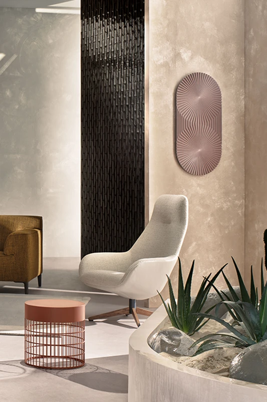 Fauteuil Spot Two in beige stof met houten vorkpoot