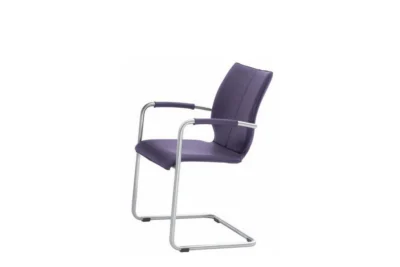 Lunette eetkamerstoel met armleuningen "Bree's New World"